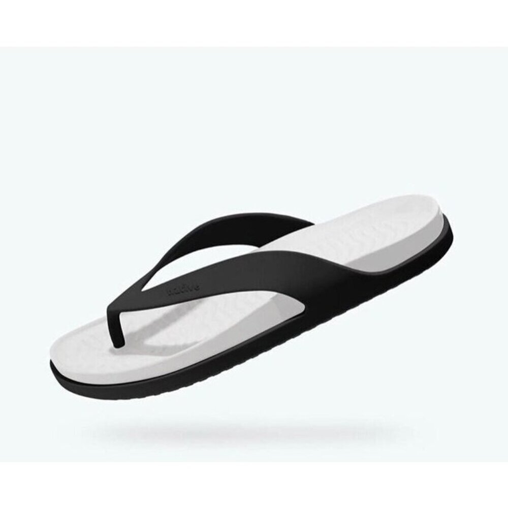 Native Yates LX Size 8 Men/10 Women